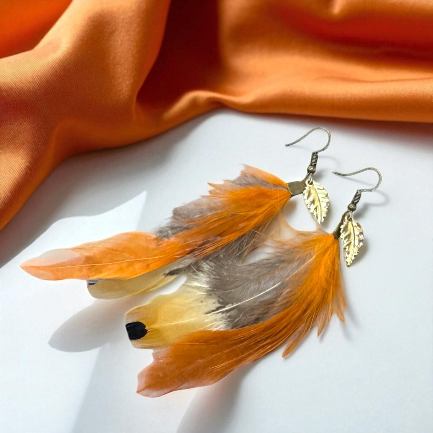 Feather Dangle Earrings – Boho Chic in Every Color! 🪶