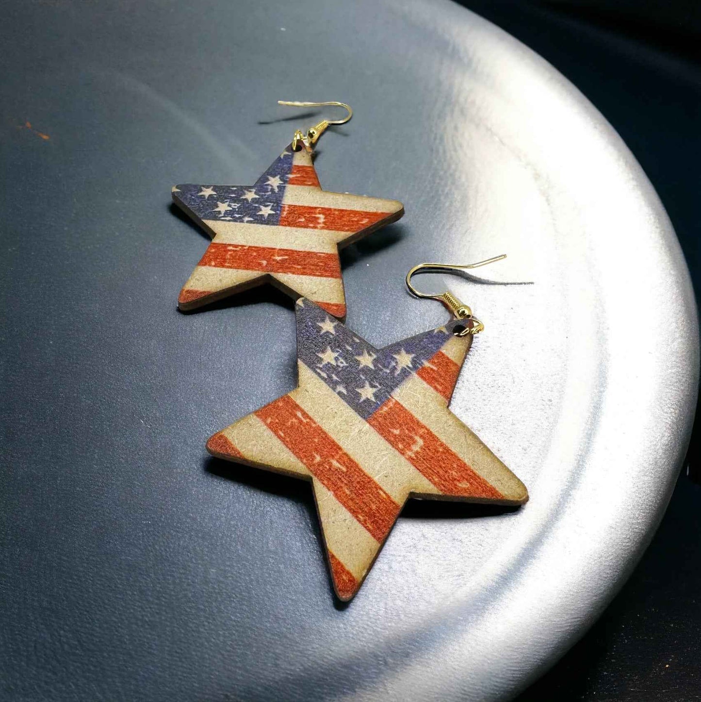 Patriotic Star Dangle Earrings – American Flag Design, Stainless Steel & Wood