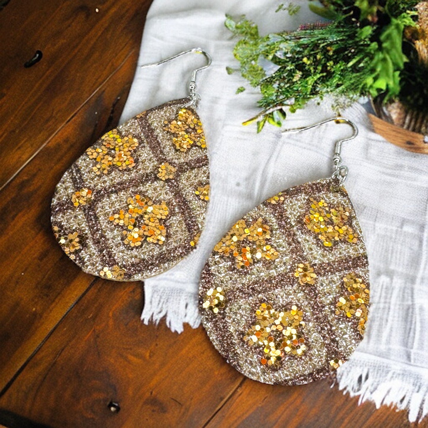 Stunning Brown Dangle Earrings - Sparkling Glitter Teardrop Design