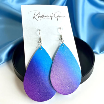 Heartfelt Glam: Blue & Purple Teardrop Dangle Earrings – Personalize Your Style