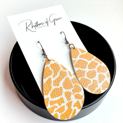 Go Wild with Giraffe Print Teardrop Dangle Earrings – Chic, Fun & Personalizable!