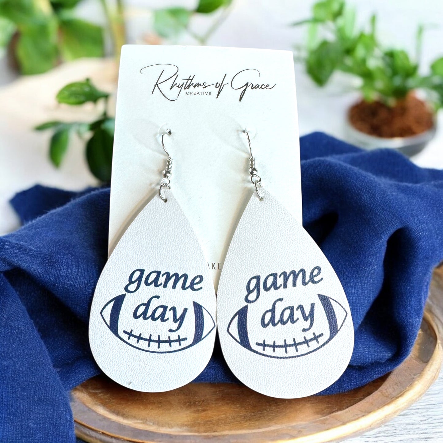 Touchdown in Style: Game Day Earrings for the Ultimate Fan! 🏈