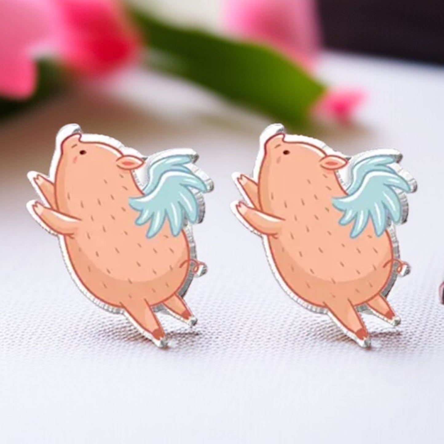 Soar with Style: Adorable Flying Pig Stud Earrings!