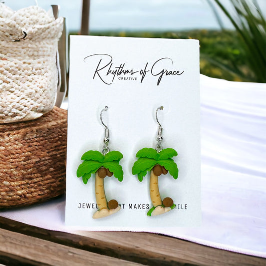 Palm Tree Earrings - Your Ticket to Tropical Bliss! 🌴