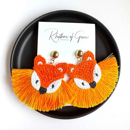 Charming Fox Dangle Earrings – Adorable Crocheted Animal Jewelry