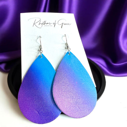 Heartfelt Glam: Blue & Purple Teardrop Dangle Earrings – Personalize Your Style
