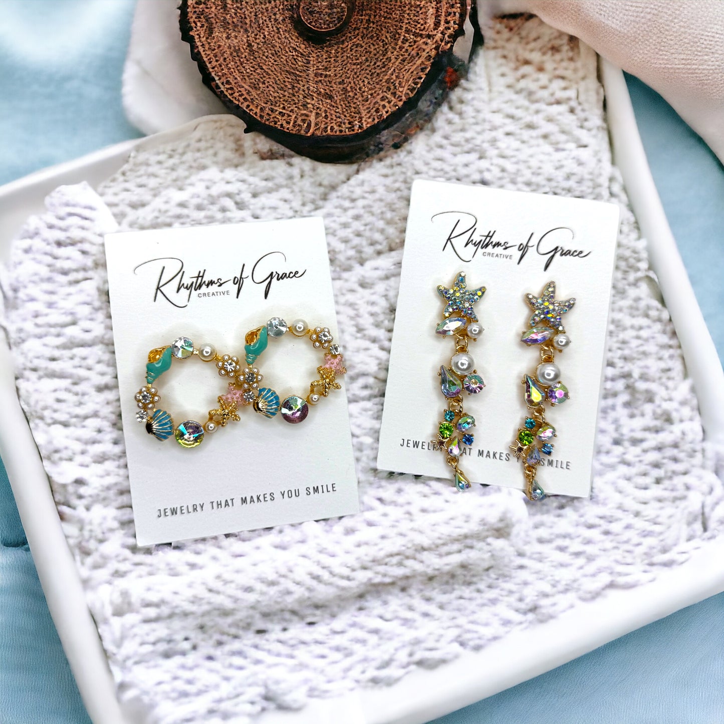 Seashell Sparkle: Rhinestone Earrings for Beachy Vibes!