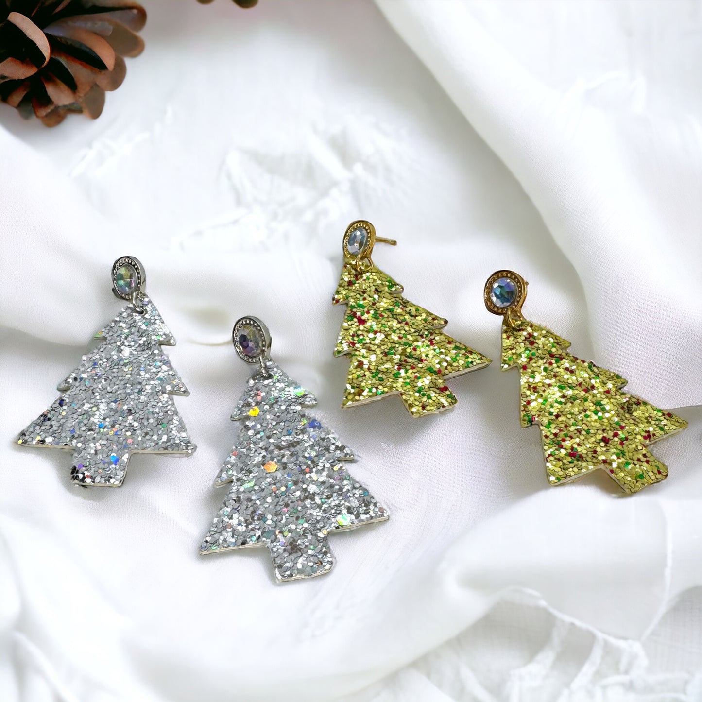 Sparkling Christmas Tree Earrings - Dazzle Your Holidays with Glittery Cheer!