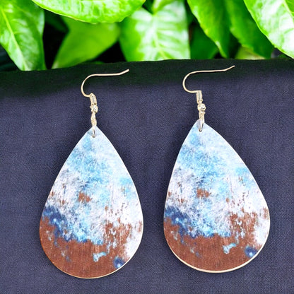 Chic Teardrop Dangle Earrings: Blue, White & Brown Delight