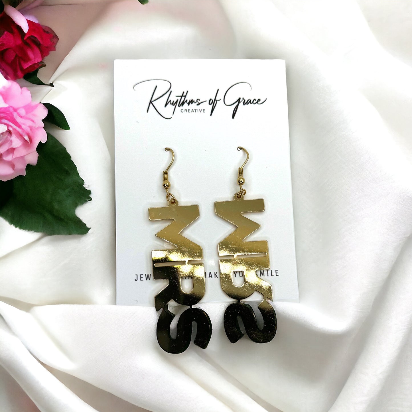 Say 'I Do' to Glamour: Chic MRS Earrings for Every Bride's Celebration!