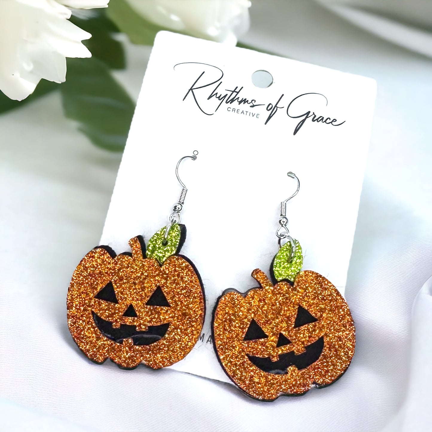 Sparkle & Spook: Glittery Jack-o'-Lantern Dangle Earrings!