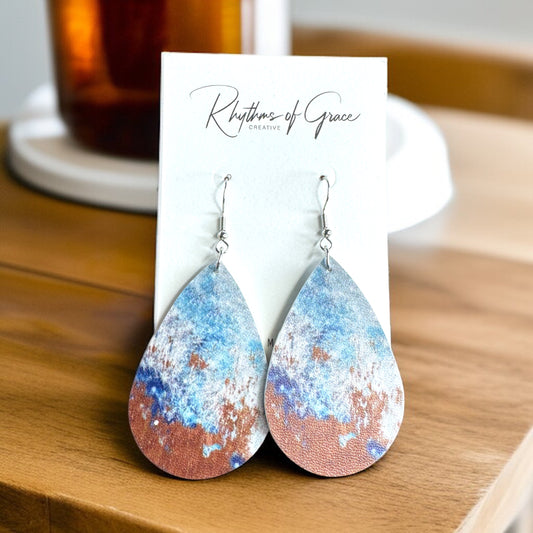 Chic Teardrop Dangle Earrings: Blue, White & Brown Delight