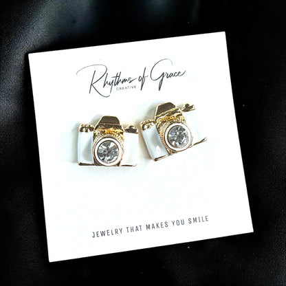 Snap Chic: Dazzling Camera Rhinestone Stud Earrings in White, Pink & Blue!