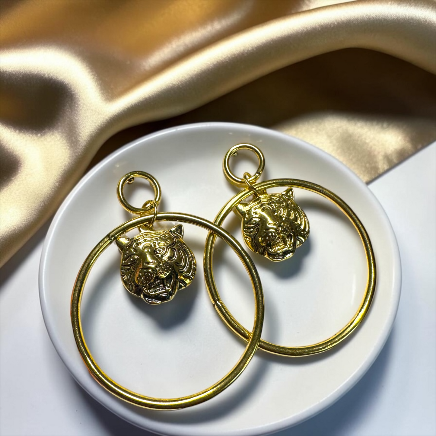 Roar into Style: Tiger Earrings Collection 🐅
