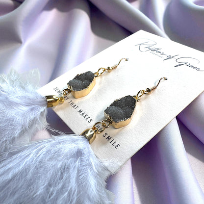 "Feathered Dreams" Druzy Dangle Earrings – Embrace Your Boho Sparkle!