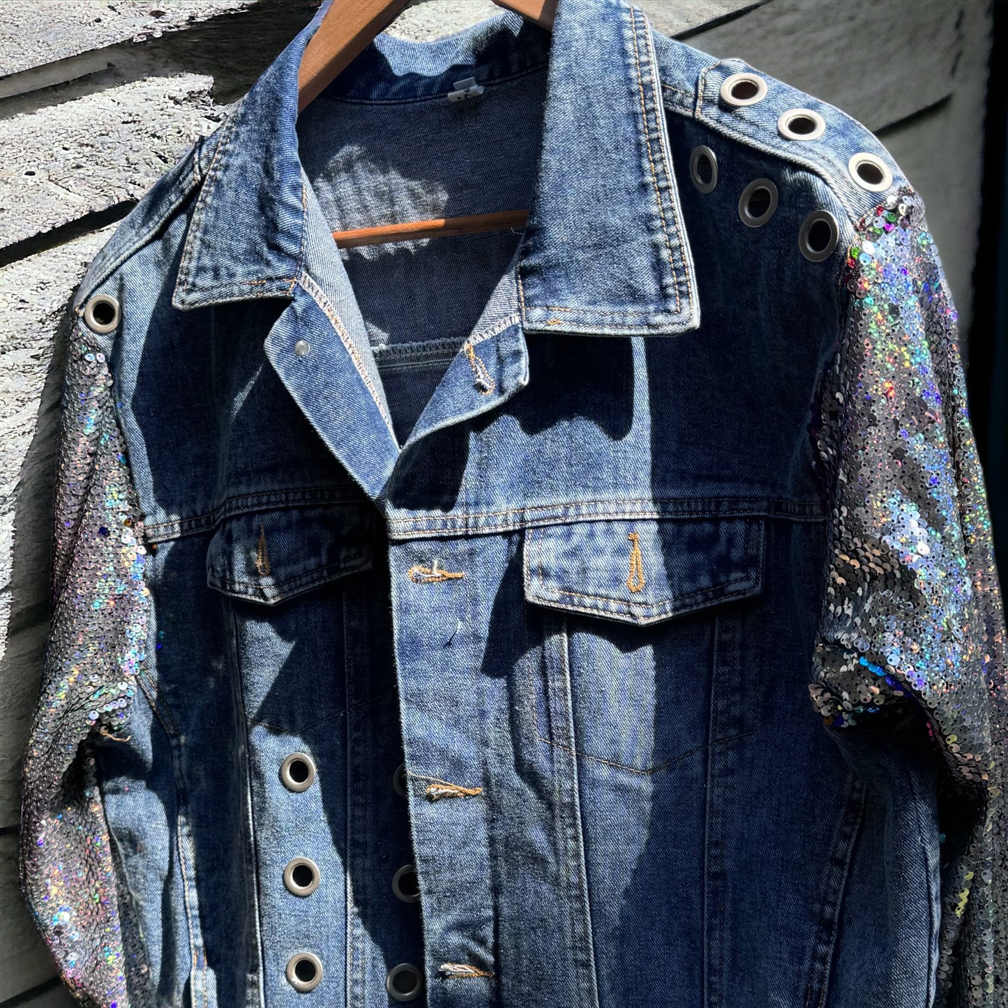Eras Tour Ready: Dazzling Upcycled Se7en Jacket with Chic Design! Oversized Medium