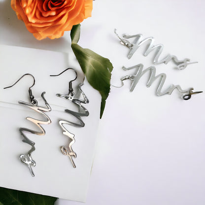 Say "I Do" to Style with Our Stunning MRS Bride Dangle Earrings! 🎉
