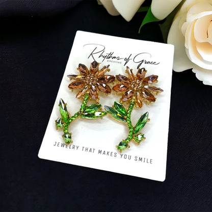 Sparkle & Bloom: Pink Rhinestone Flower Earrings 🌸