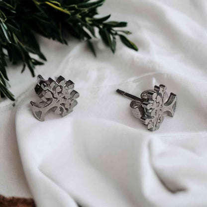 Rooted in Style – Silver Tree of Life Stud Earrings 🌳