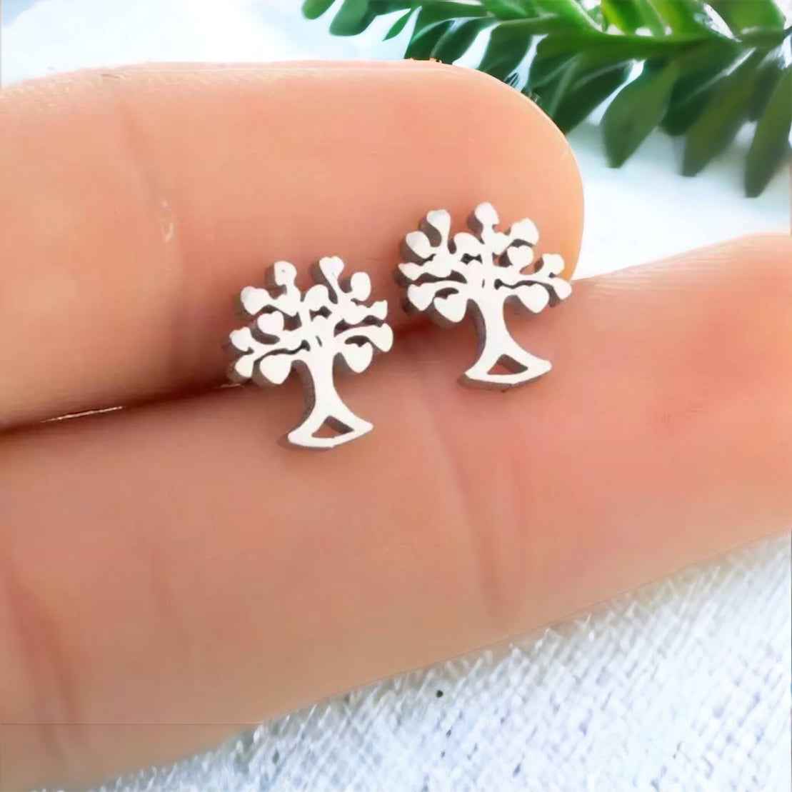 Rooted in Style – Silver Tree of Life Stud Earrings 🌳