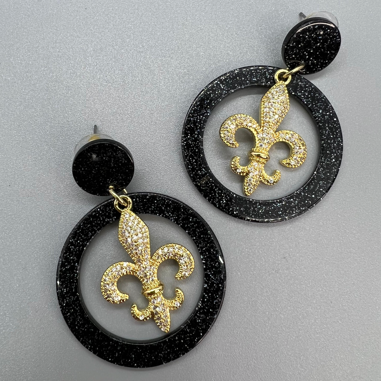 Who Dat Earrings: Celebrate the NOLA Spirit! ⚜️ - Rhythms of Grace Creative
