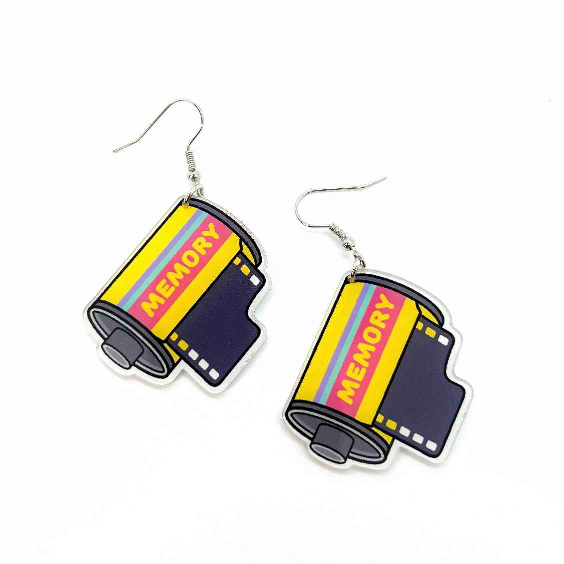 Flashback Fashion: Retro Camera Film Earrings for Your 90s Vibe!