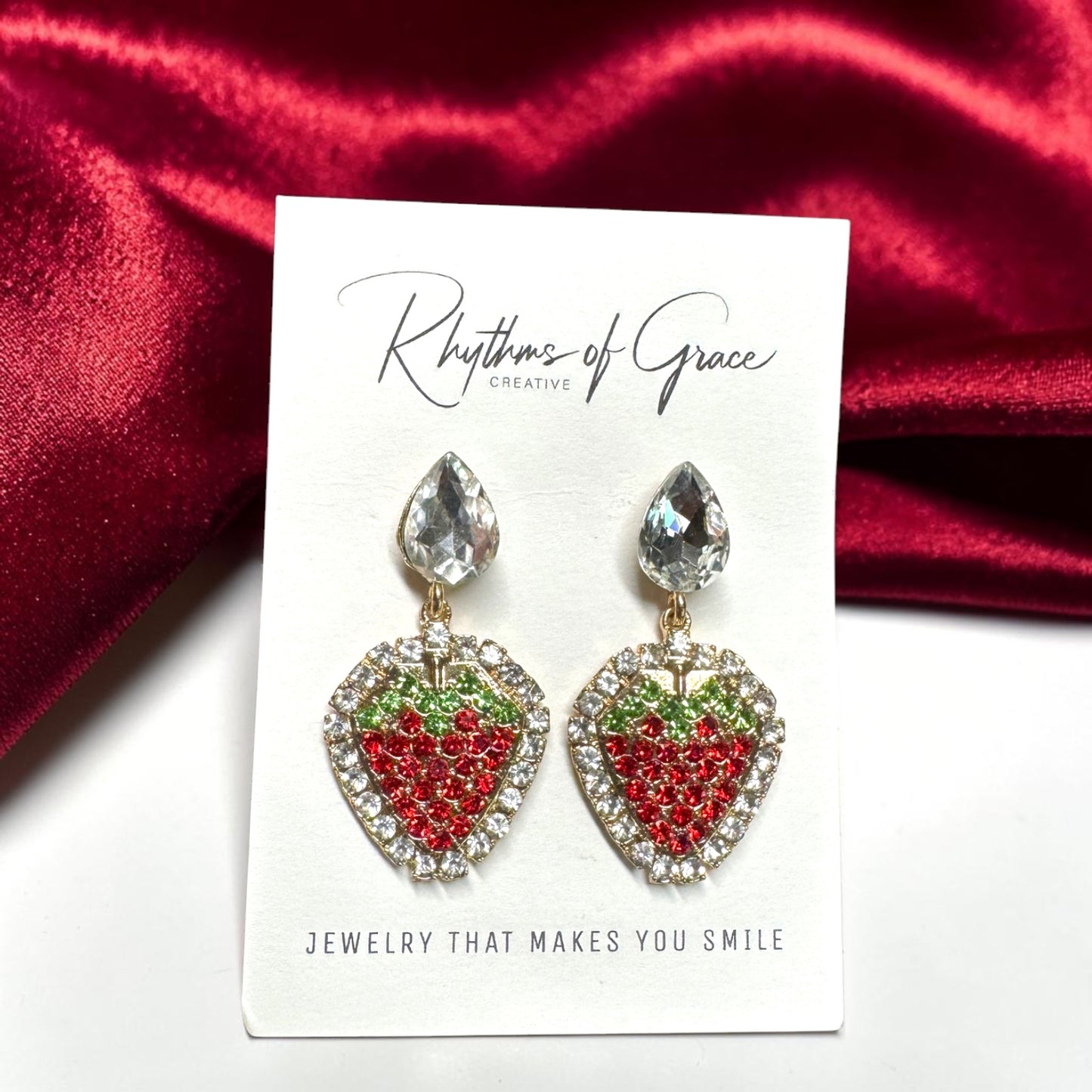 Sparkling Rhinestone Strawberry Dangle Earrings – Sweet Summer Statement Jewelry