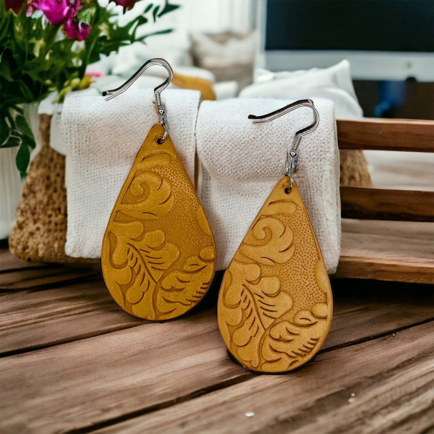 Embossed Leather Teardrop Earrings – Boho Beauty Meets Western Charm 🤎 - Rhythms of Grace Creative