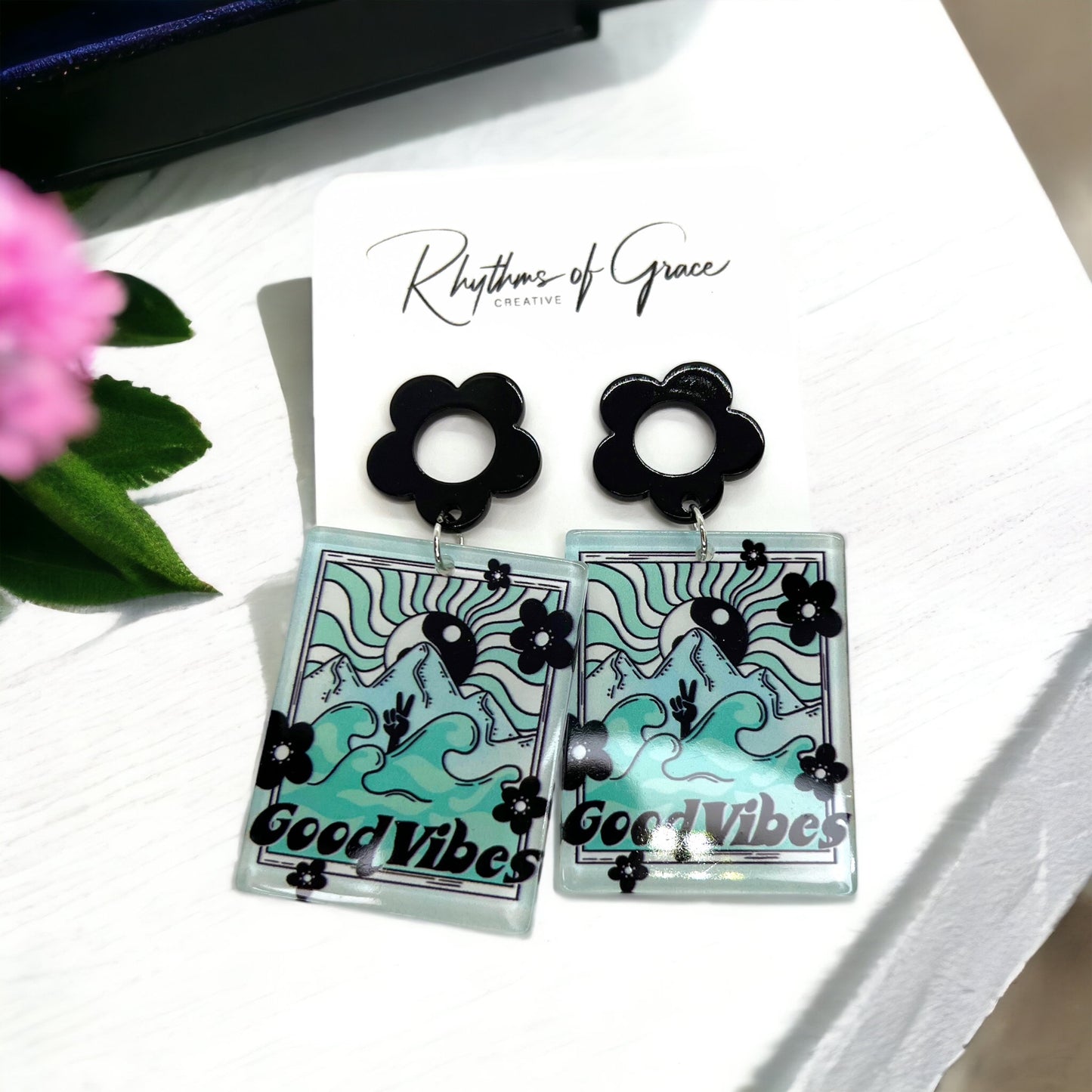 Yin Yang Dangle Earrings: Balance & Beauty Unleashed! 🌟 - Rhythms of Grace Creative