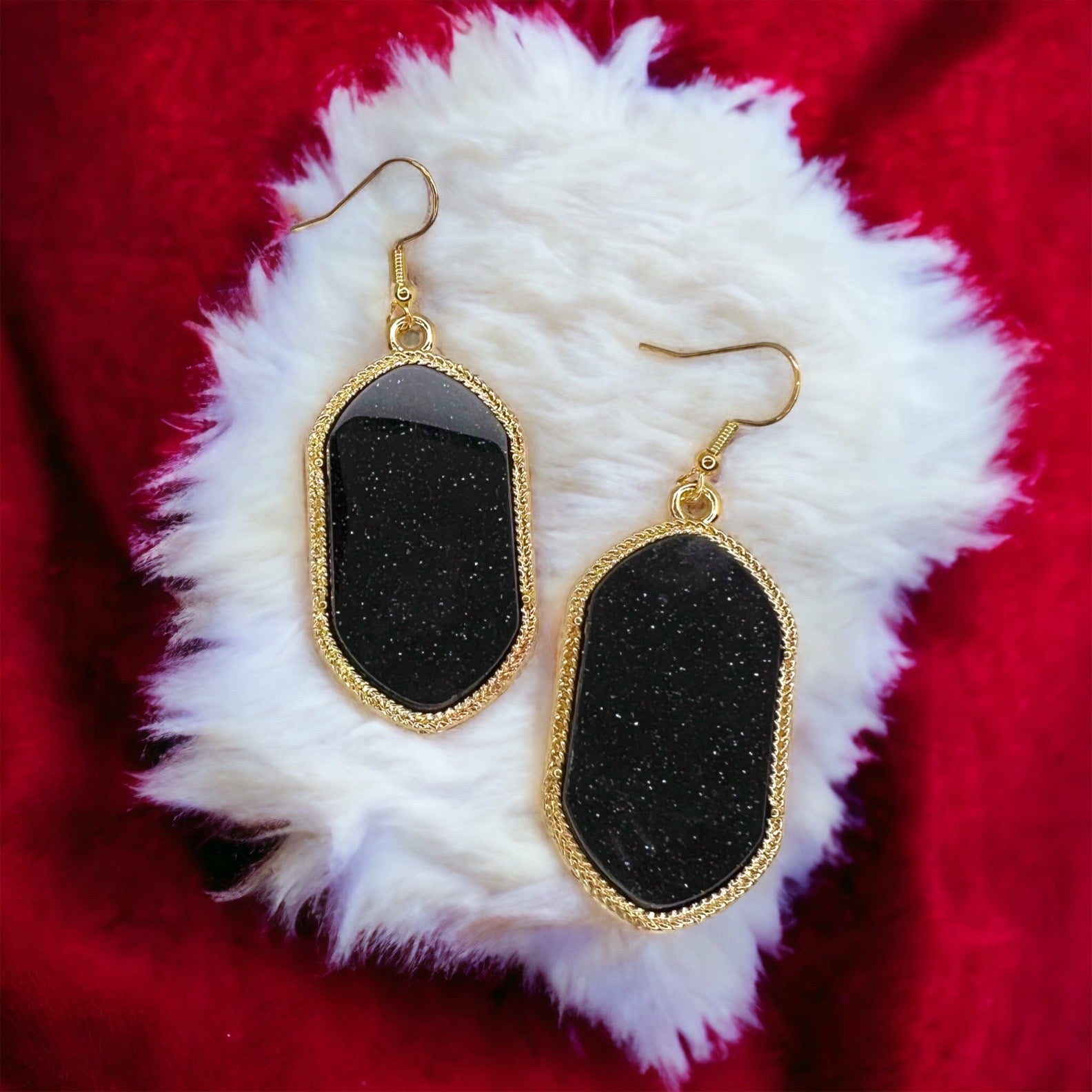 Black and Gold Beaded Earrings - Black and Gold, Fleur de lis, Handmade Earrings, Beaded Accessories, NOLA Saints - Rhythms of Grace Creative