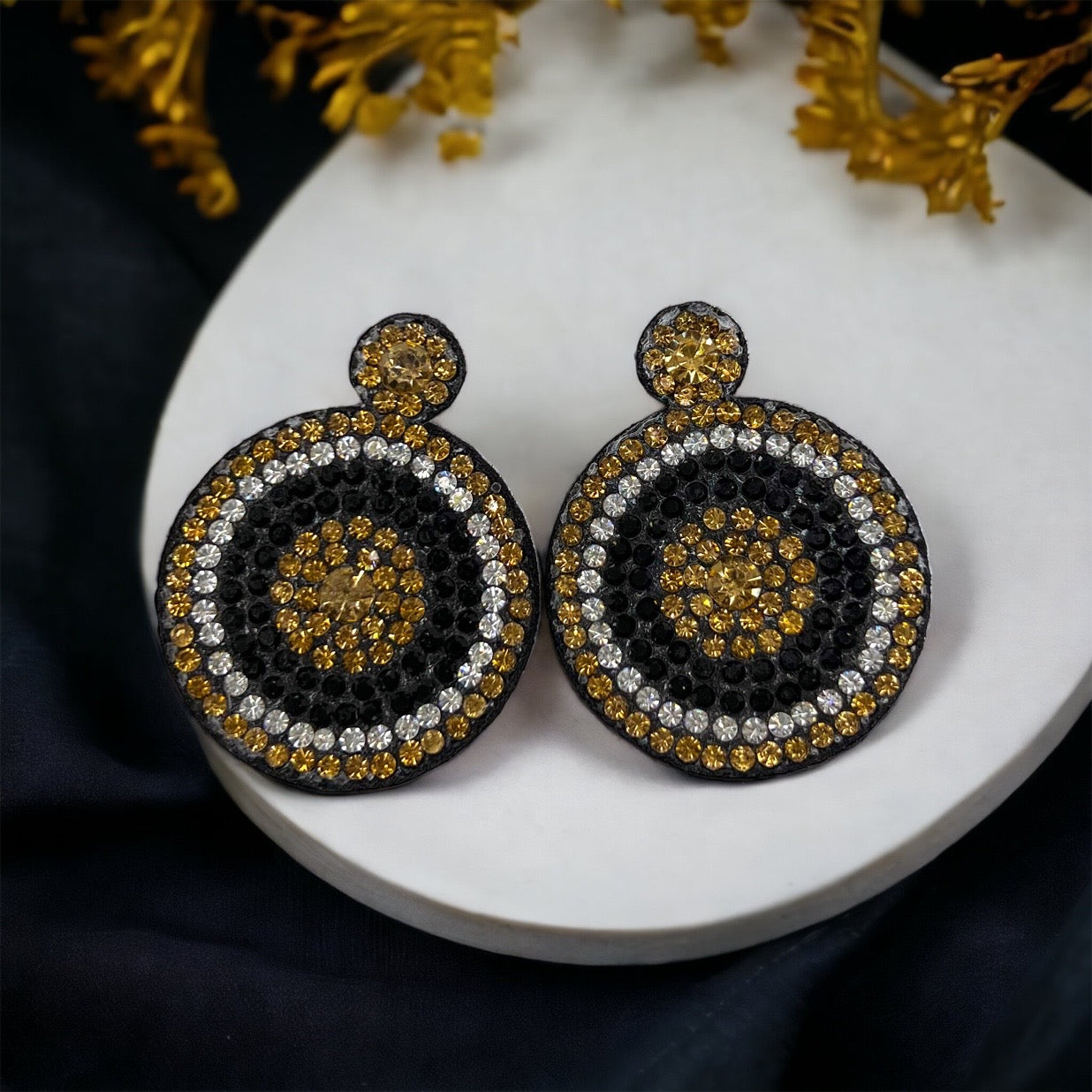 Black and Gold Beaded Earrings - Black and Gold, Fleur de lis, Handmade Earrings, Beaded Accessories, NOLA Saints - Rhythms of Grace Creative