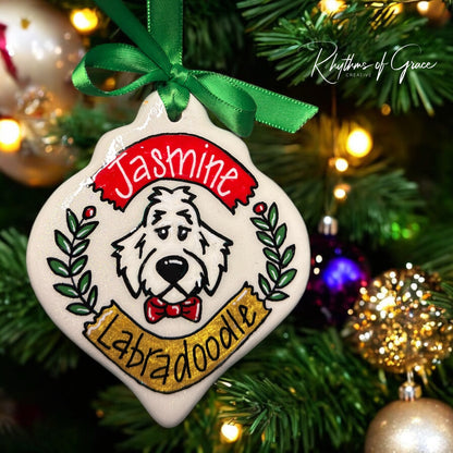 Paw-sitively Adorable Goldendoodle Christmas Ornament – Doodle Love for Your Tree!