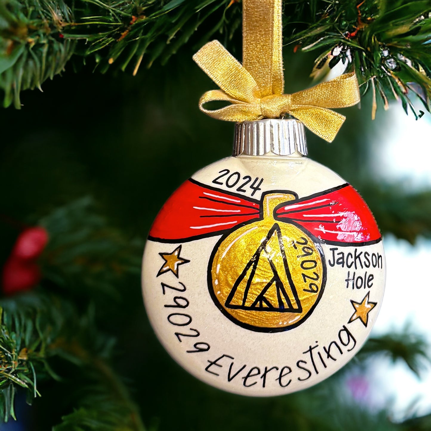 Race to Memories: Personalized Ornaments for Every Finish Line Hero!  Perfect for Marathoners, 5K Sprinters, & Trailblazing Champions!