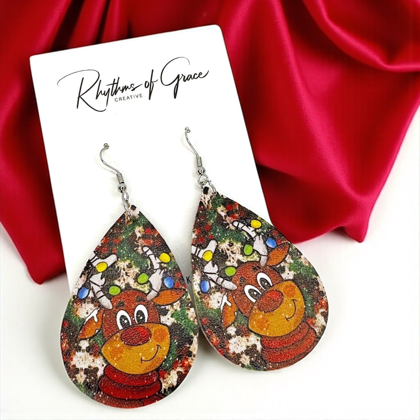 Dazzle & Jingle with Festive Christmas Dangle Earrings!