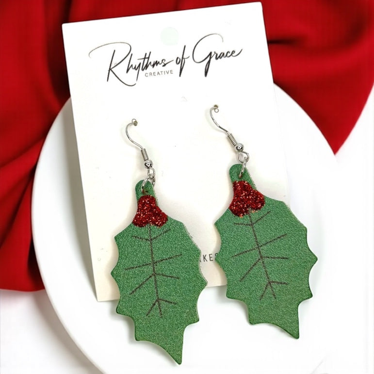 Dazzle in Holiday Spirit with Our Christmas Dangle Earrings! 🎄🎅✨