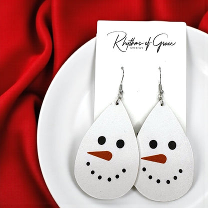 Frosty Fun for Your Ears: Snowman Dangle Earrings! ⛄✨