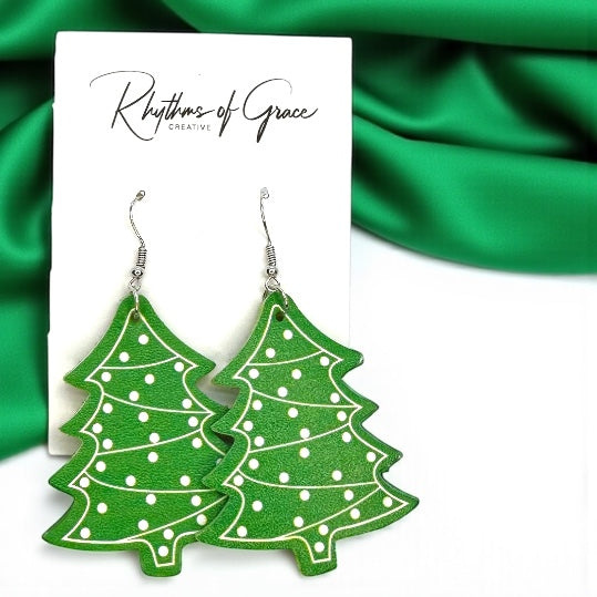 Jingle All the Way with Christmas Dangle Earrings! 🎄✨