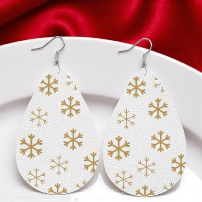 Jingle All the Way with Christmas Dangle Earrings! 🎄✨