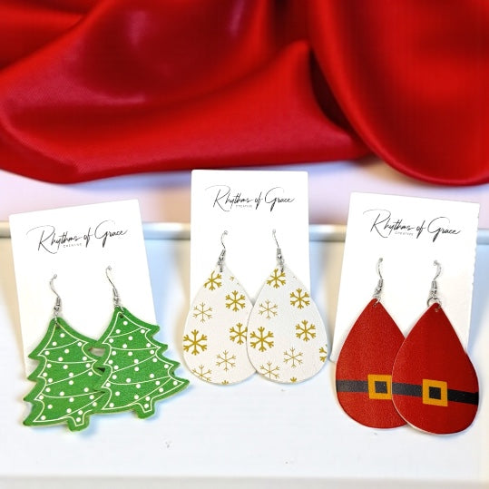 Jingle All the Way with Christmas Dangle Earrings! 🎄✨
