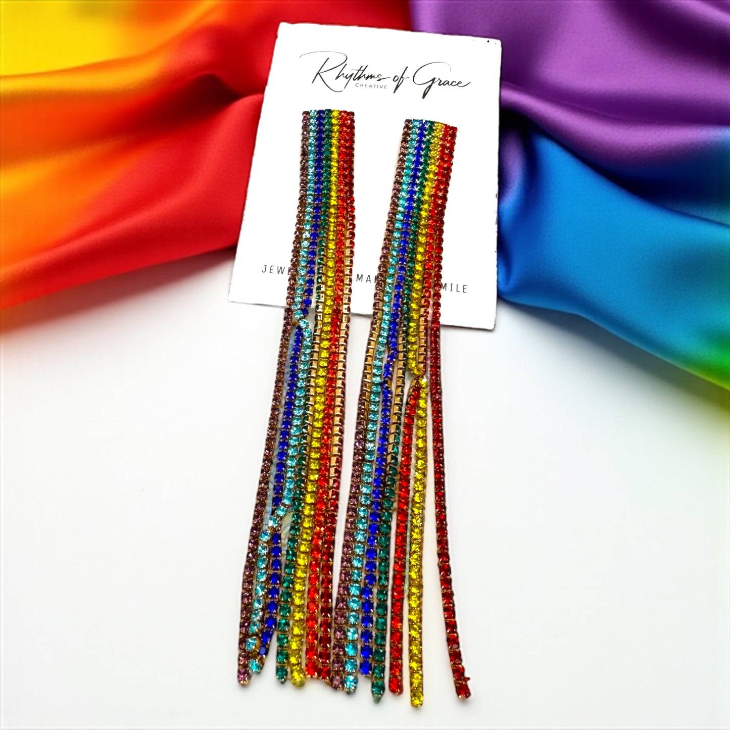 Catch the Rainbow: Oversized Rhinestone Dangle Earrings! 🌈