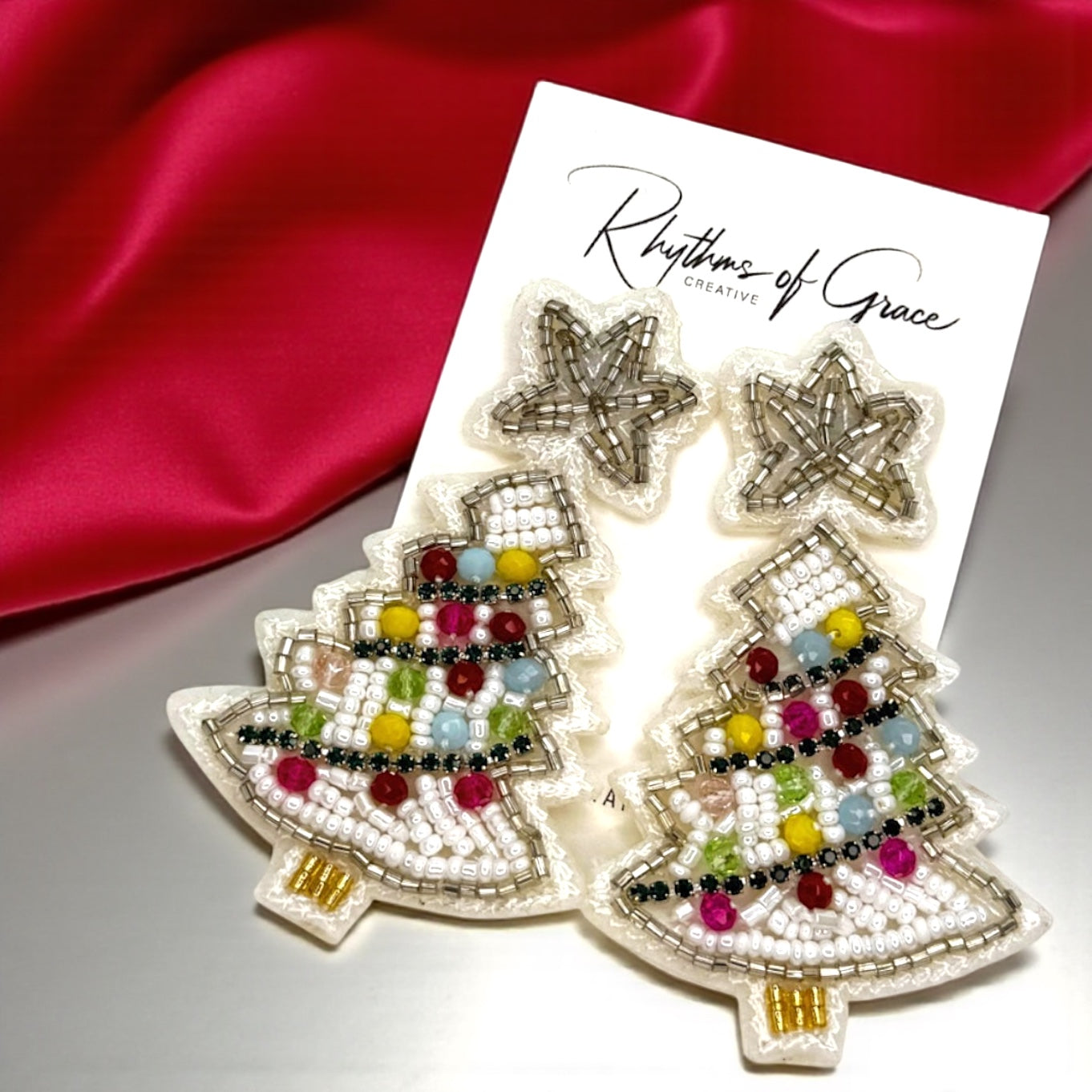 Sparkling Winter Charm: Beaded White Christmas Tree Earrings!