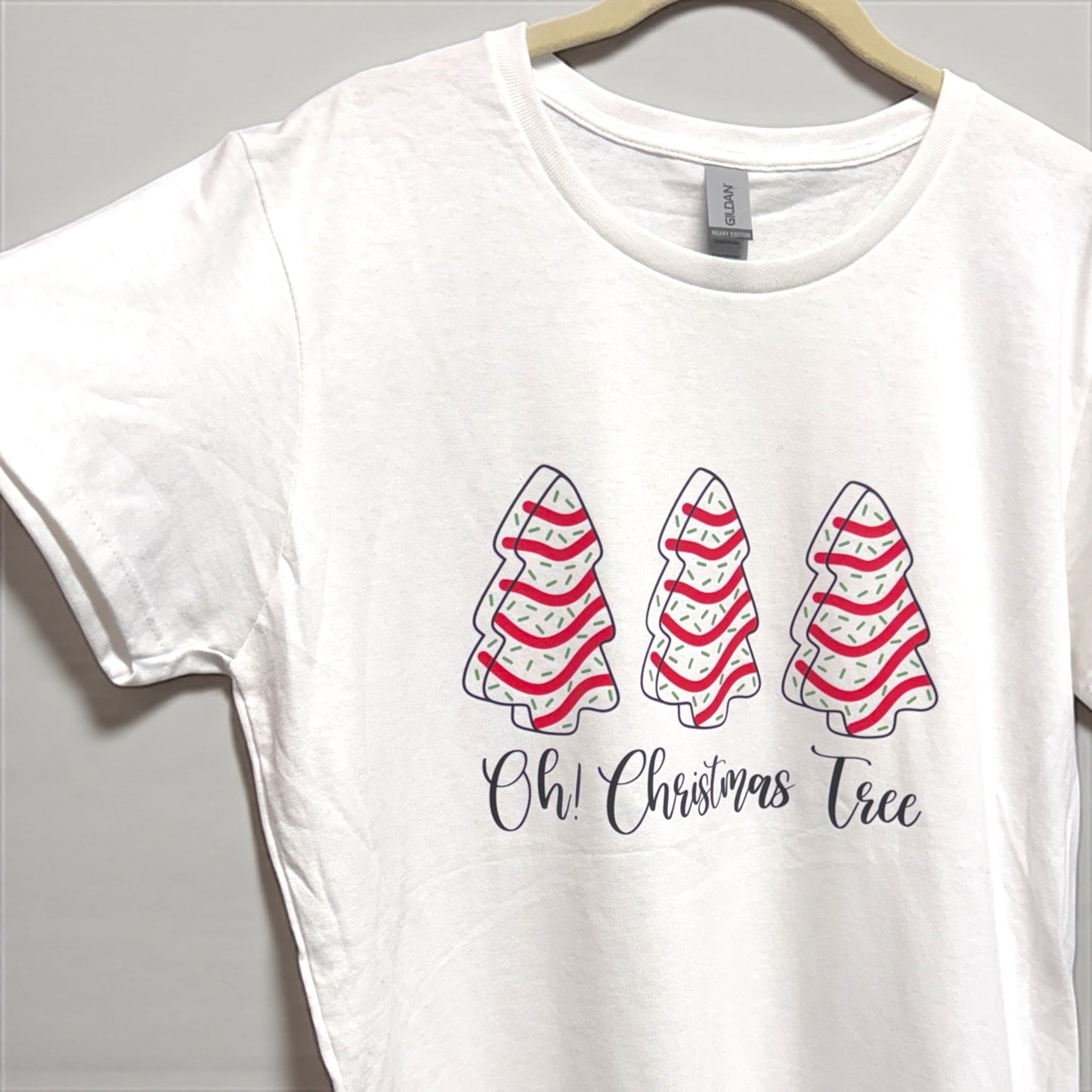 Oh Christmas Tree Tee – Snack Cake Delight! 🎄
