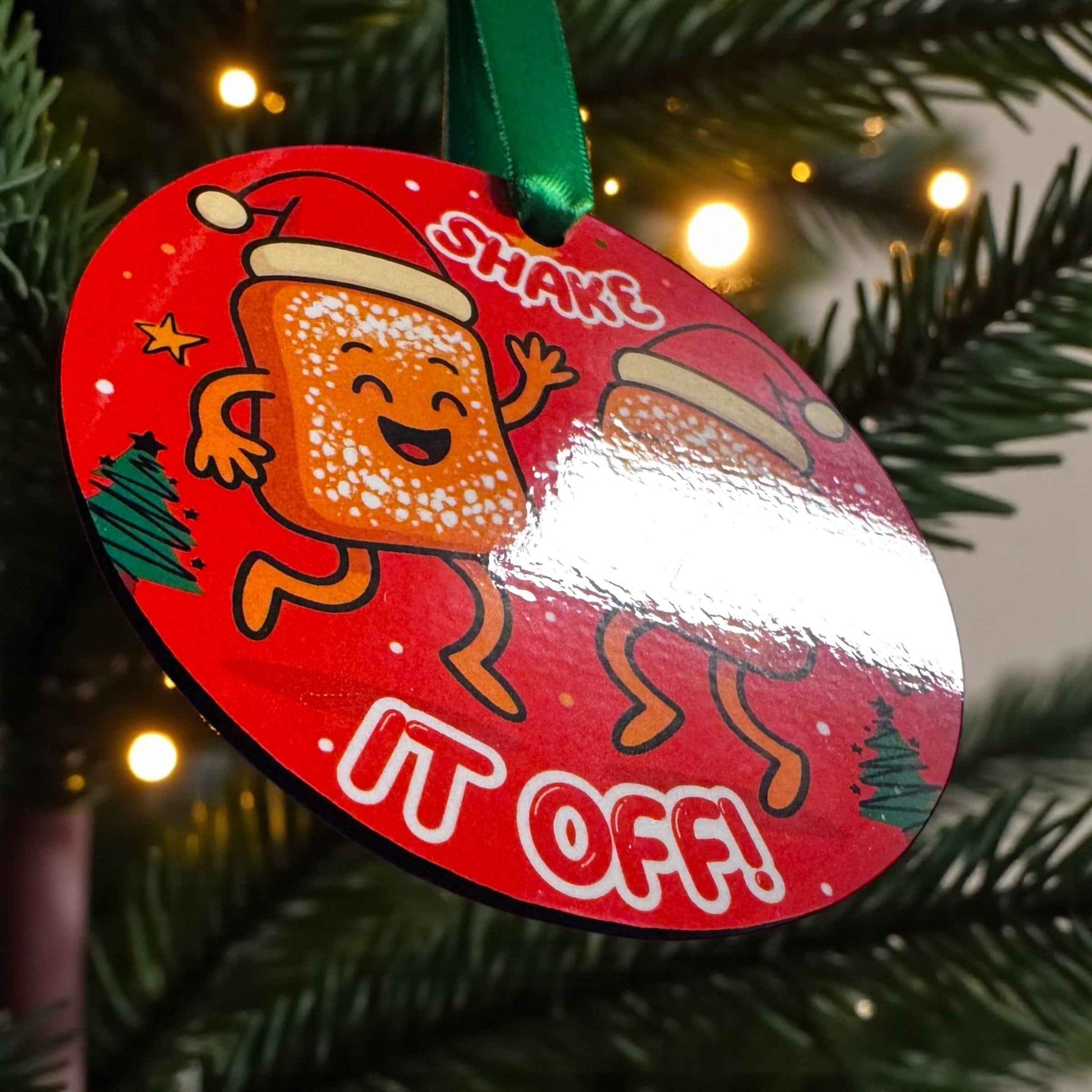 Shake It Off with Our Adorable Beignet Themed Christmas Ornament – A Sweet Holiday Delight!