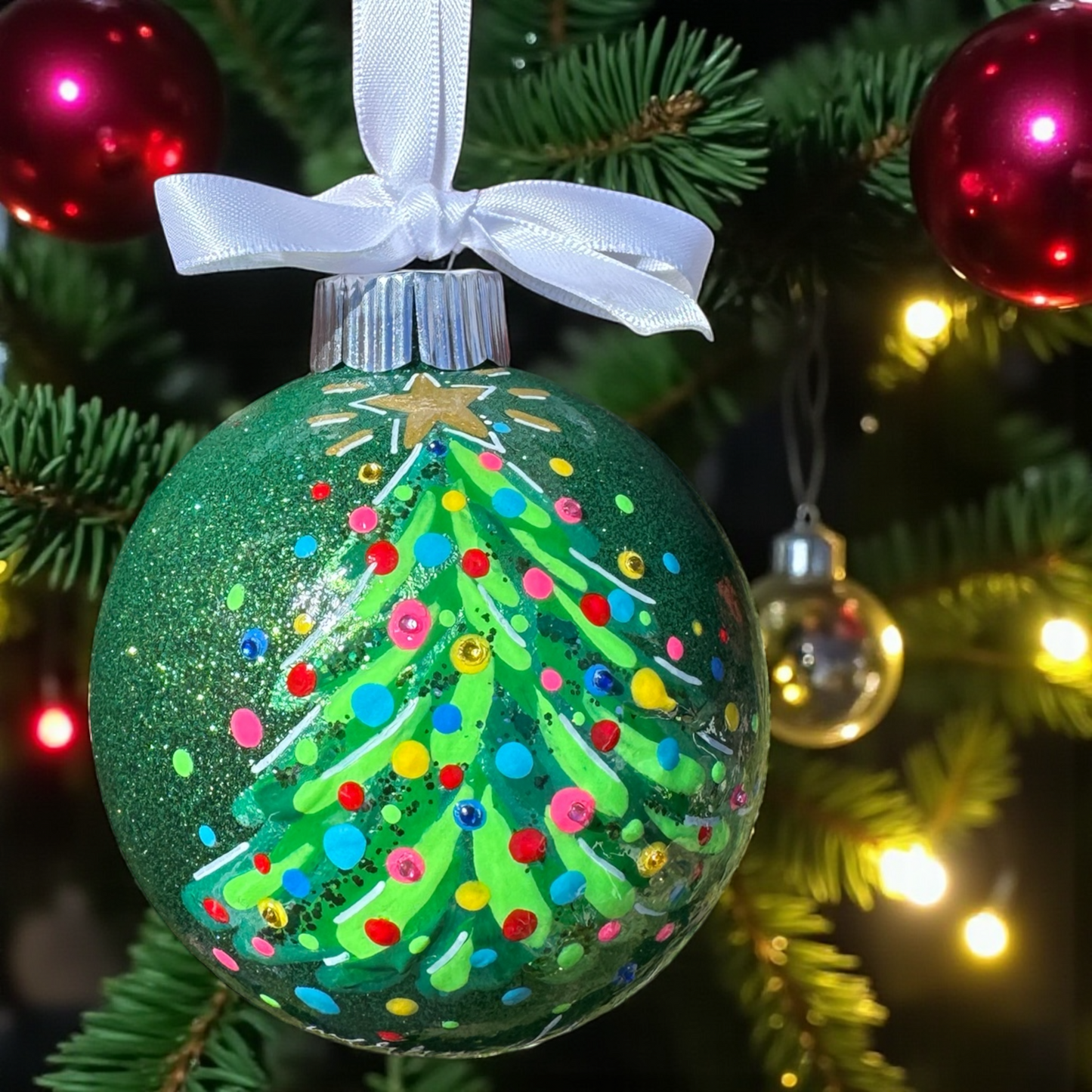 Bright & Colorful Christmas Tree Baubles – Hand-Painted Glitter Ornaments