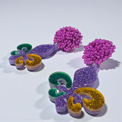 Mardi Gras Magic: Dazzling Beaded Fleur de Lis Dangle Earrings!