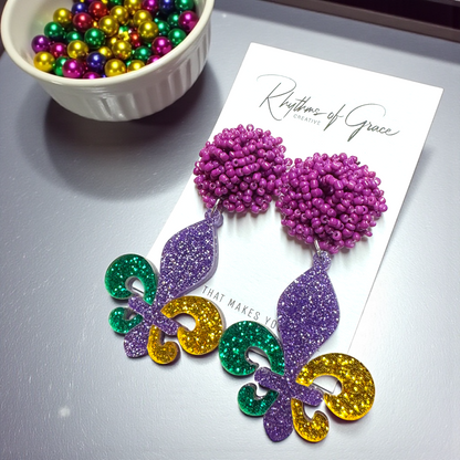 Mardi Gras Magic: Dazzling Beaded Fleur de Lis Dangle Earrings!