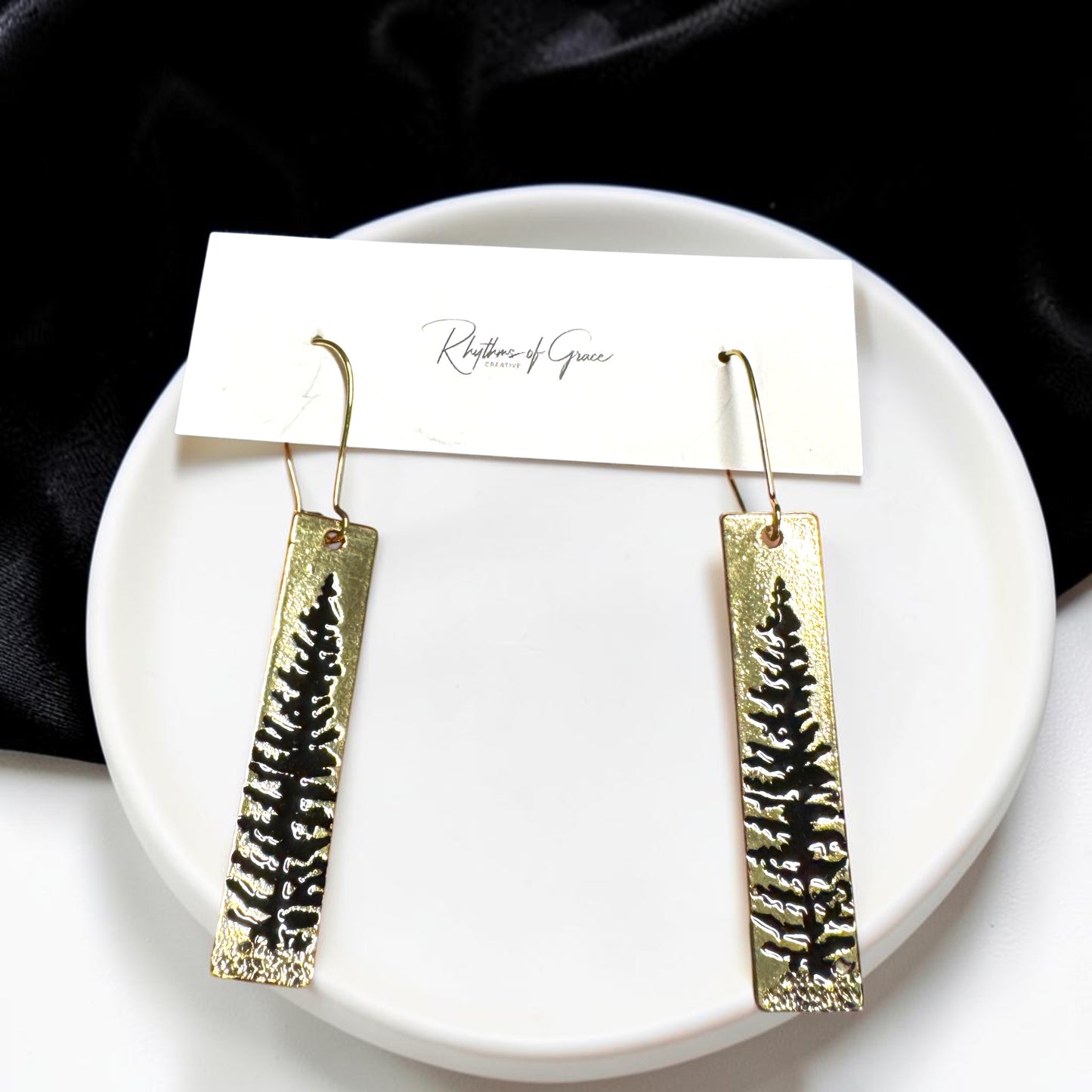 Gold Tree Dangle Earrings - Embrace Nature in Style! 🌟