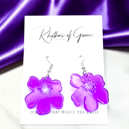 Tropical Flower Dangle Earrings 🌼 - Bring the Paradise to You!