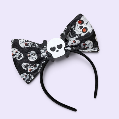 Skull-tastic Halloween Headband: Unleash Your Spooky Style