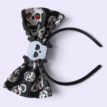 Skull-tastic Halloween Headband: Unleash Your Spooky Style